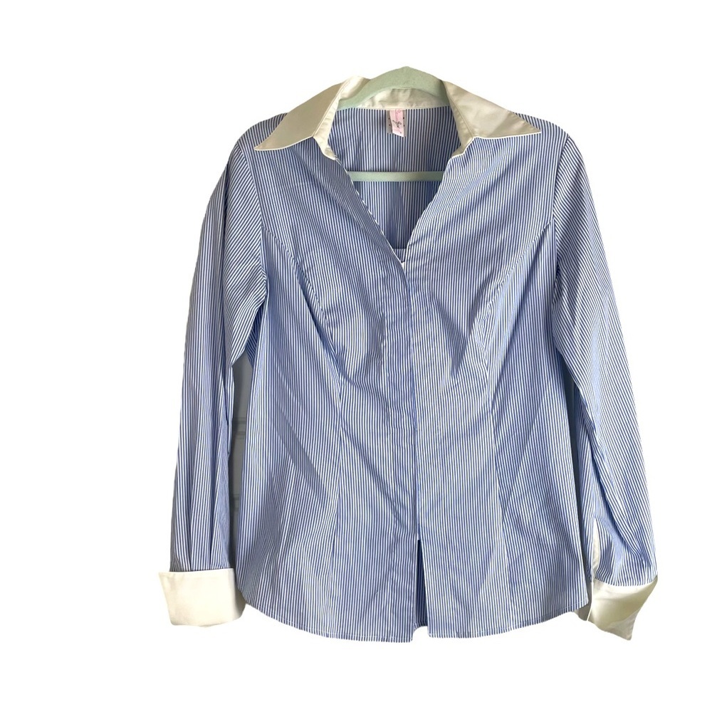 Carissa Rose Blue White Pinstripe Button Down Shirt Size M